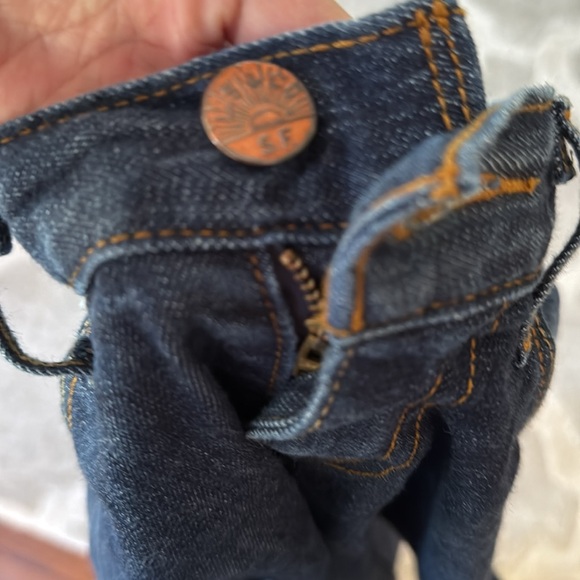 Levis size 26 skinny boyfriend VGUC - Picture 5 of 5